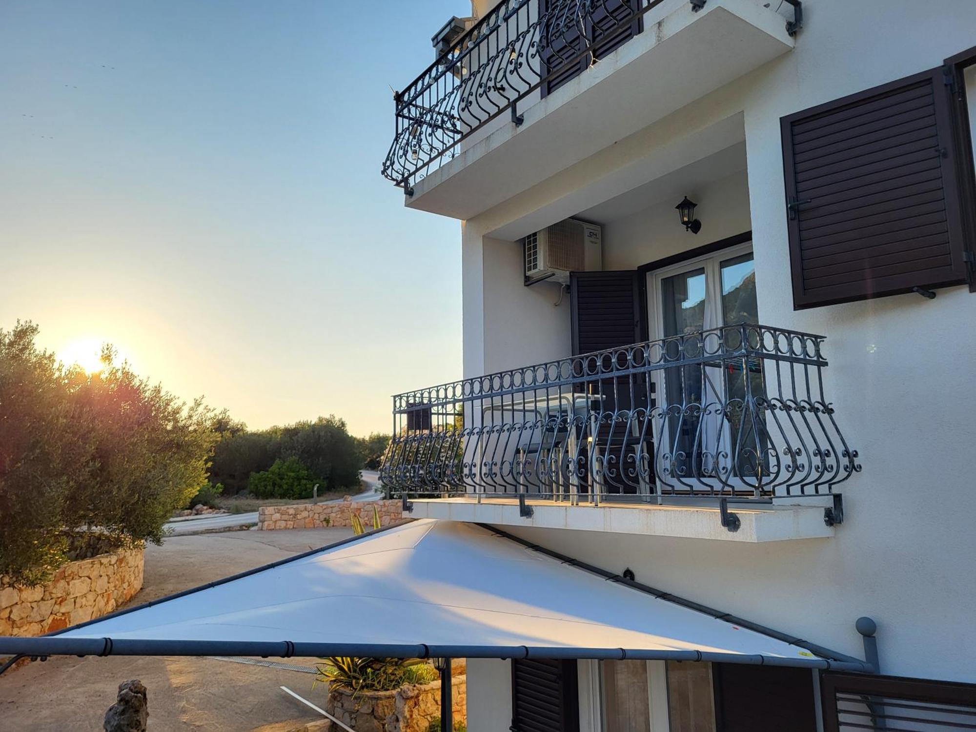 Apartments Pitve Jelsa  Zewnętrze zdjęcie