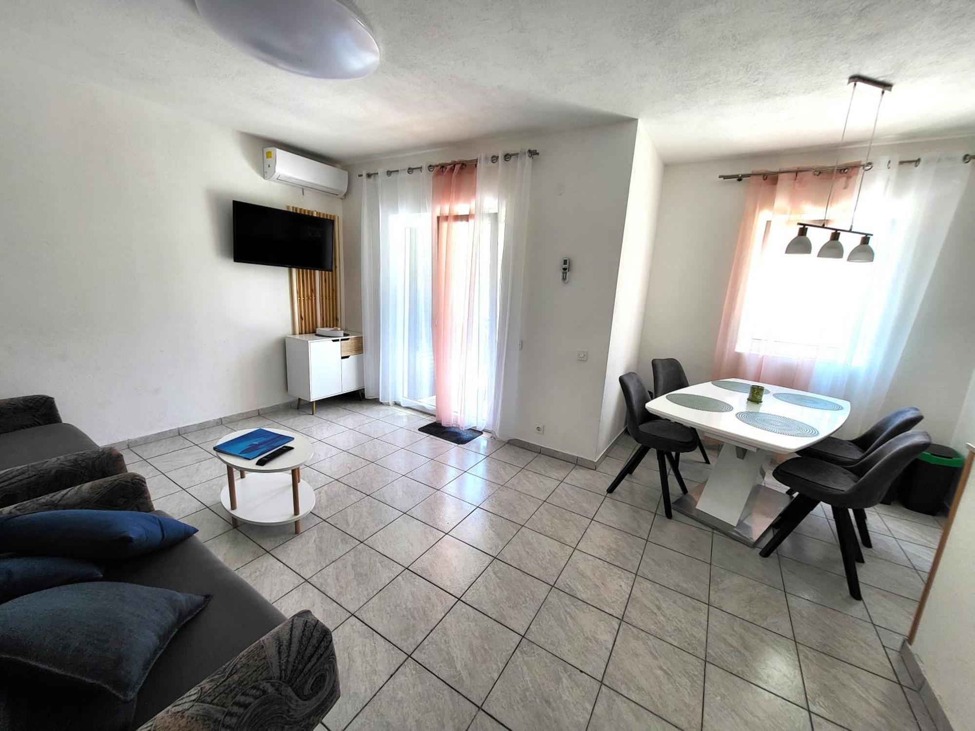 Apartments Pitve Jelsa  Zewnętrze zdjęcie